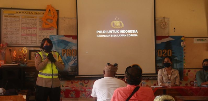 Satlantas Polres Gianyar Berikan Pelatihan Peduli Keselamatan dan Pencegahan Covid 19.