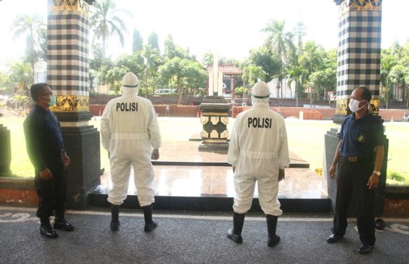 Personil Polres Gianyar Mendapat Pelatihan Penggunaan APD