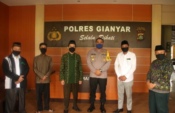 Tokoh Muslim Kabupaten Gianyar Menghimbau Warga Muslim Tidak Mudik Lebaran.