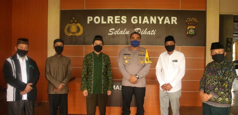 Tokoh Muslim Kabupaten Gianyar Menghimbau Warga Muslim Tidak Mudik Lebaran.