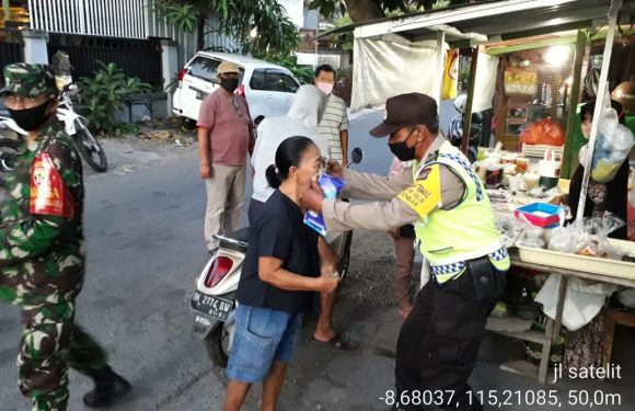 Sinergi Antara TNI-Polri Dan Aparat Desa Untuk Putus Mata Rantai Penyebaran COVID-19.