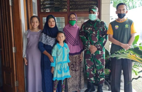 Kodim Jembrana Salurkan Bantuan Sembako Bagi Para Veteran, Janda Veteran Dan Warakawuri.