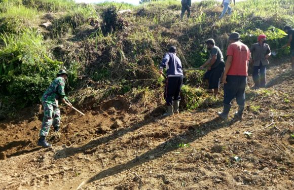 Pra TMMD Ke 108 Kodim Gianyar, Akses Jalan Desa Buahan Kaja Ke Desa Kerta Mulai Dibuka.