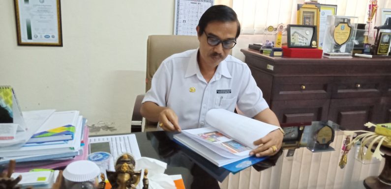 Ujian Akhir Sekolah Merupakan Standar Kelulusan Siswa.