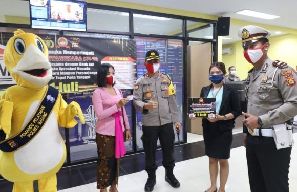 Jelang HUT Bhayangkara ke 74 Polres Badung Berikan SIM Gratis.