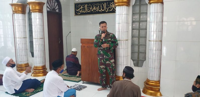 Sholat Zuhur Bersama Umat Muslim, Dandim Tabanan Sampaikan Ini.