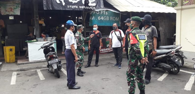 Terapkan Protokol Kesehatan, Pengunjung Pasar Wajib Pakai Masker.