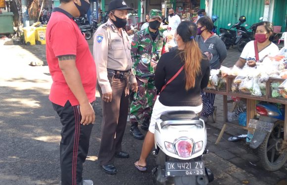 TNI-Polri Bersama Instansi Terkait Intensifkan Pengawasan Pasar Tradisional.