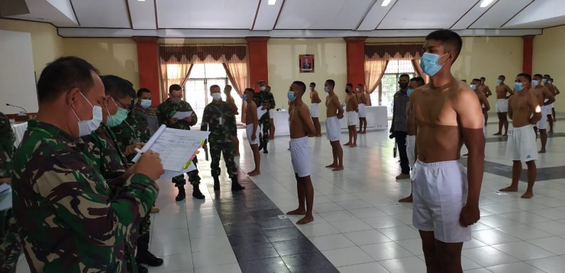 183 Peserta Ikuti Sidang Parade Calon Tamtama Prajurit Karier TNI AD Gelombang II Sub Panda Bali