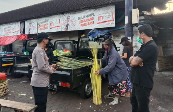 Polres Badung Gelar Razia Masker di Pasar Mambal Kabupaten Badung.
