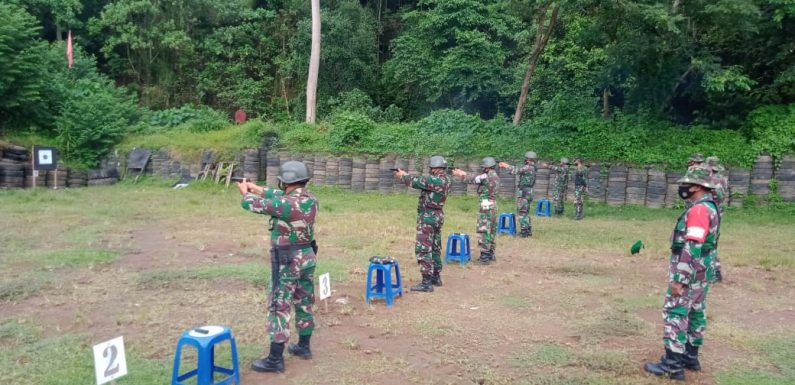 Asah Kemampuan Prajurit, Kodim Badung Gelar Latihan. Menembak.