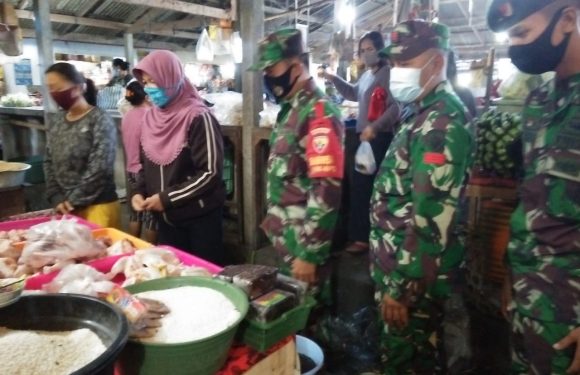 Koramil Dan Aparat Kecamatan Petang Intensifkan Penegakan Protokol Kesehatan.