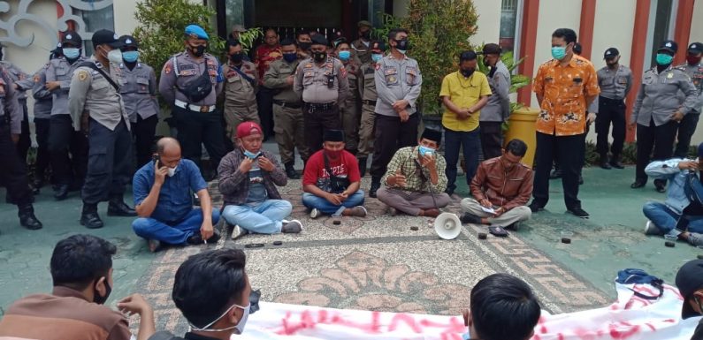 MPR Madura Raya Gelar Ngopi Darurat di Kantor Inspektotarat Sumenep