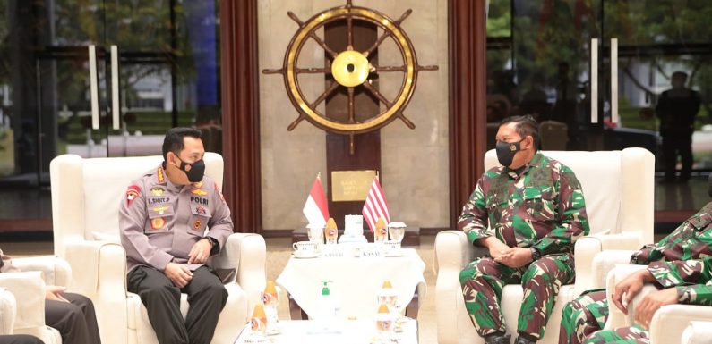 Kapolri dan KSAL Sepakat Tingkatkan Kerjasama Keamanan di Perairan Laut