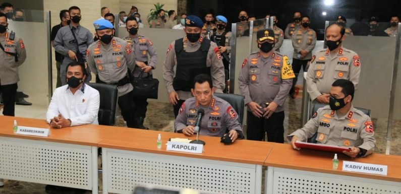 Kapolri Tegaskan, Pelaku Teror Seorang Wanita Berinisial ZA,  Merupakan Simpatisan ISIS.