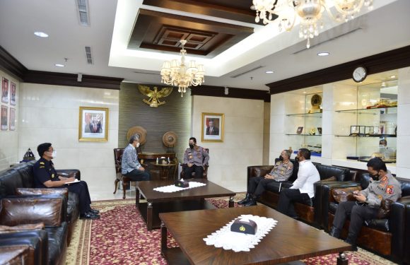 Dirjen Bea Cukai Silaturahmi ke Kapolri,  Minta Dukungan Naikan PNBP