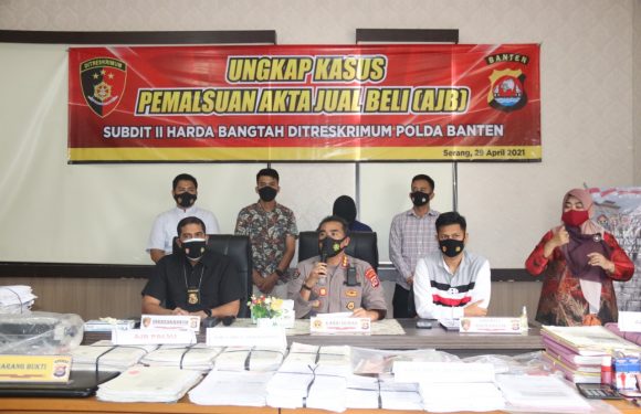Ditreskrimum Polda Banten Berhasil Menangkap Tersangka Pembuat Akte Jual Beli Palsu.