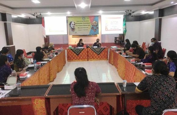 Universitas Dwijendra Gelar FGD Dengan Topik “Dilematika Emansipasi Perempuan Hindu Bali”.