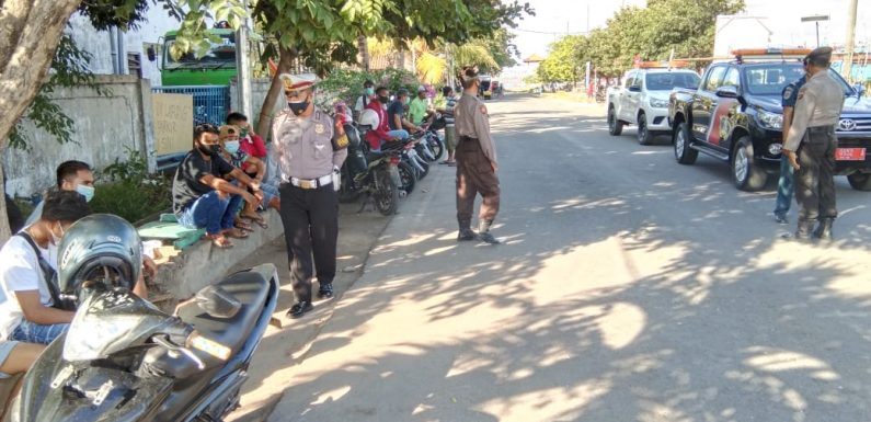 Adaptasi Kebiasaan Baru Polsek Benoa Polresta Denpasar Berikan Edukasi Protokol Kesehatan