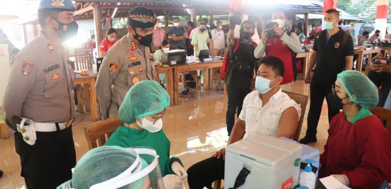 Vaksinasi Massal, Polresta Denpasar Targetkan 1.600 Orang.