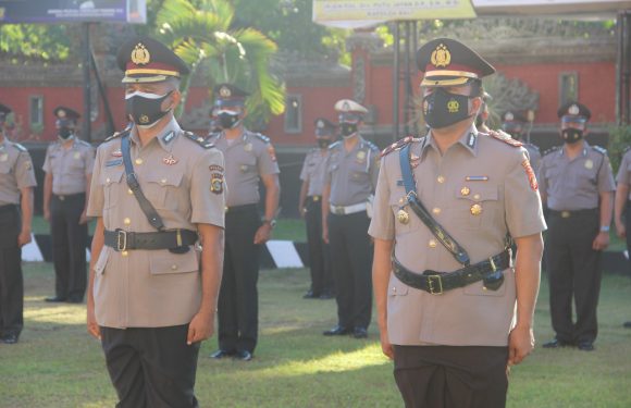 Kapolres Buleleng Pimpin Upacara Serah Terima Jabatan Waka Polres Buleleng dan Korp Raport Personil Jajaran Polres Buleleng