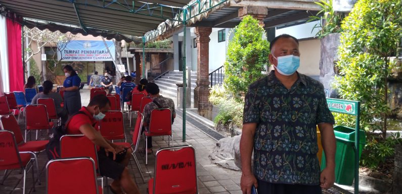 SMA Dwijendra Denpasar Selain melakukan Vaksinasi Siswa, Namun Masih Menerima Pendaftaran Siswa Baru.