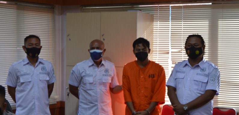 Tidak Berselang Lama, Polsek Singaraja Berhasil Ungkap Pencuri Mobil Lengkap Dengan BPKB Dan STNK.