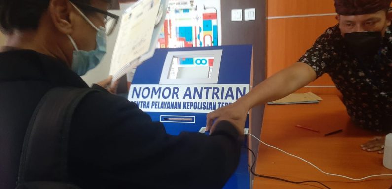 Kembangkan Inovasi Sim Antos Menjadi Antos SPKT Permudah Pelayanan Di Gedung SPKT.