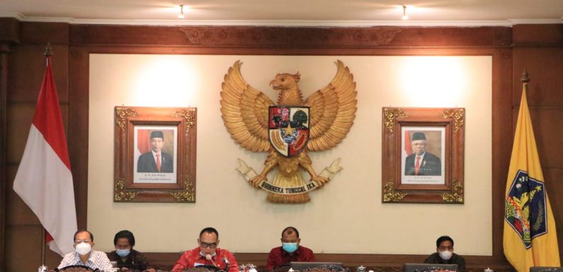 Gubernur Koster Apresiasi Inisiatif  Dewan untuk Raperda Pembentukan Dana Cadangan Pileg dan Pilgub 2024