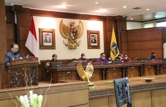 Tiga Renperda Disetujui Dewan, Gubernur Koster Kembali Ajukan Lima Ranperda Baru.