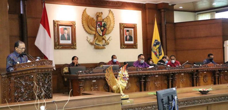 Tiga Renperda Disetujui Dewan, Gubernur Koster Kembali Ajukan Lima Ranperda Baru.