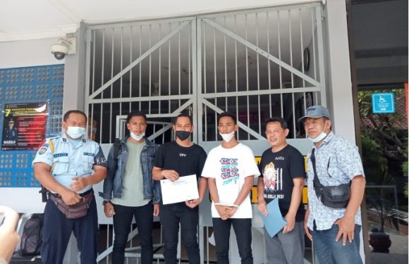 RUTAN GIANYAR SERAHKAN 1 ORANG WBP RUTAN BIMA KEPADA TIM BRIMOB POLDA NTB.