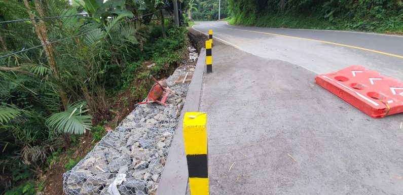 Jalan Longsor di Br. Dinas Pererenan Bunut Singaraja Sudah Rampung Dikerjakan.