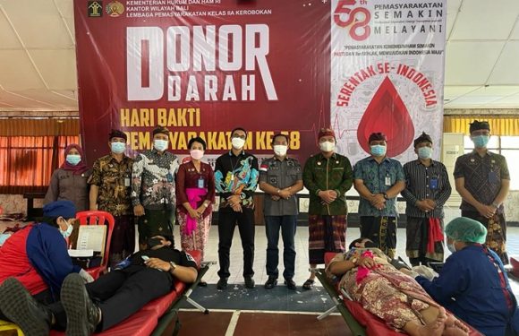 Memperingati Hari Bakti ke 58 Kanwil Kemenkumham Bali Menggelar Kegiatan Donor Darah.