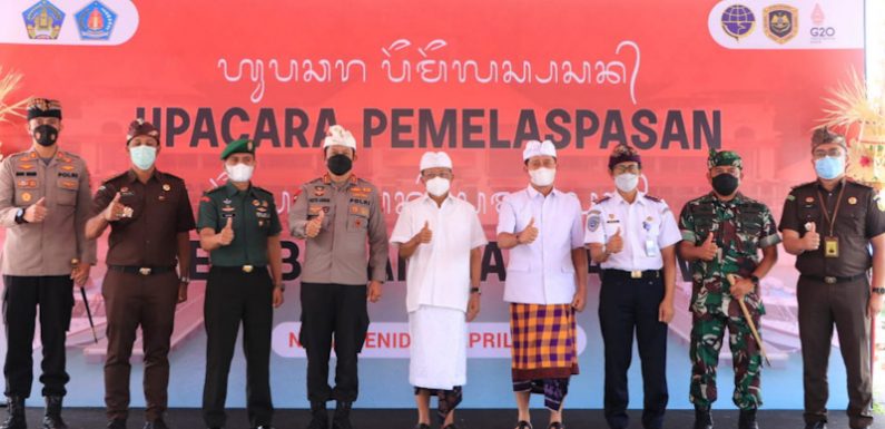 Pelabuhan Sampalan Nusa Penida Diplaspas.
