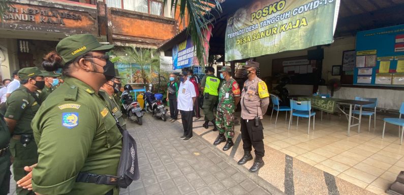 Bhabinkamtibmas Dampingi Perangkat desa Sanur Kaja Laksanakan Pendataan Administrasi Kependudukan Warga Non Permanen.