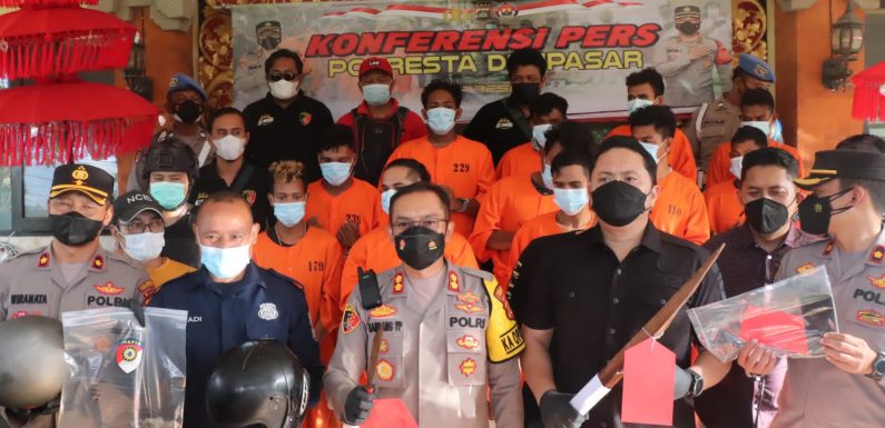 Polresta Denpasar Amankan 11 Pelaku Kasus Pengeroyokan.