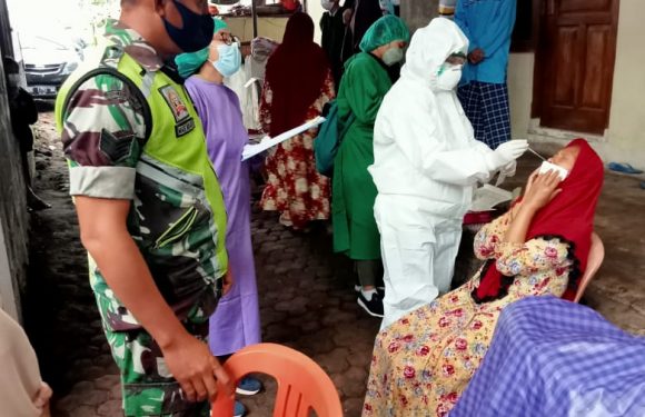 Walau kasus covid-19 Melandai, Cegah Dini dan Deteksi Dini Babinsa Pendampingan Tracing di wilayahnya.