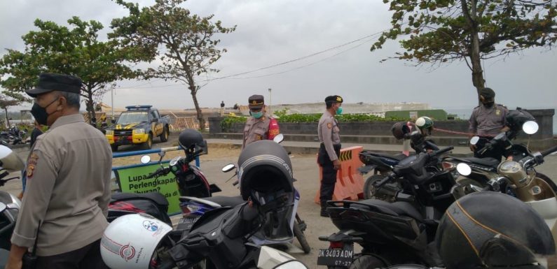Tekan Aksi Curanmor Personil Polsek Densel Sasar Kantong Parkir Antisipasi Kunci Nyantol.