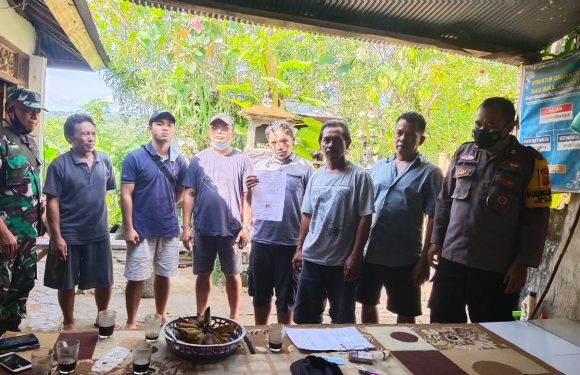 Bhabinkamtibmas Desa Panji Selesaikan Perkelahian Dengan Sipandu Beradat.