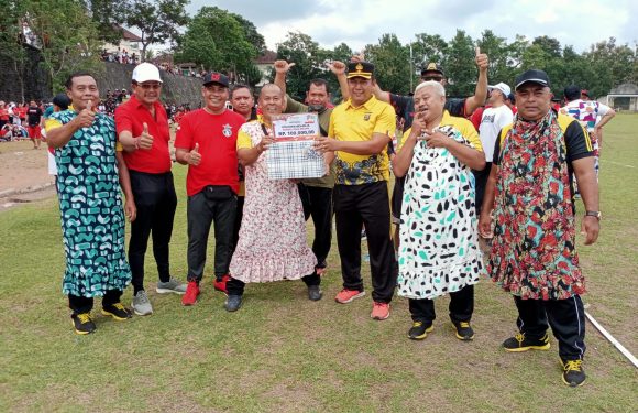Polsek Mengwi Meriahkan Perayaan HUT RI ke 77 Yang Diselenggarakan Oleh Pemerintahan Desa Mengwi.