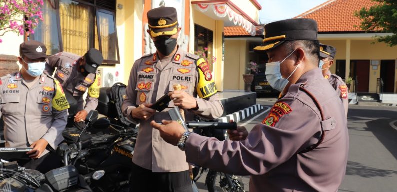 Kapolres Buleleng Distribusikan Kendaraan Roda Dua Kepada Bhabinkamtibmas.