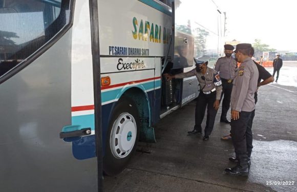 Jelang Presidensi G20, Polri Perketat Pengamanan Pintu Masuk Bali.