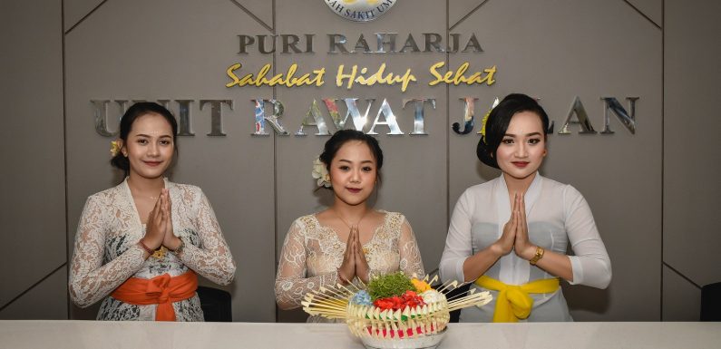 Hari jadi ke 31 RSU Puri Raharja Taburan Ucapan  Karangan Bunga Menghiasi Kantor RS Puri Raharja.