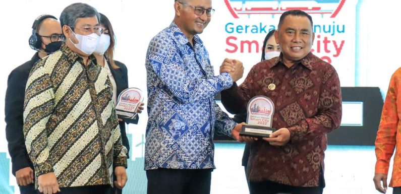 Pemerintah Kabupaten Jembrana Raih Penghargaan Smart City 2022 dari Kementrian Kominfo RI.