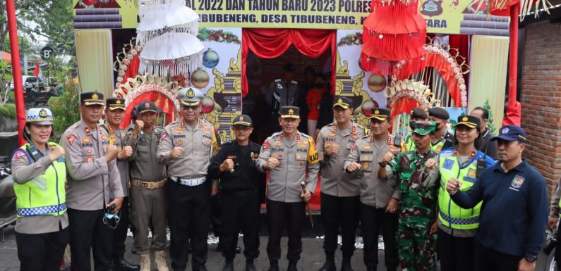Kapolres Badung Sambut Kunjungan Kerja Kapolda Bali di Pos Pam Tibubeneng.