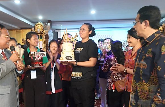 SMK PGRI 3 Denpasar Rayakan HUT ke 23, Wujudkan Sekolah yang Berkualitas, Nyaman dan Berkarakter.