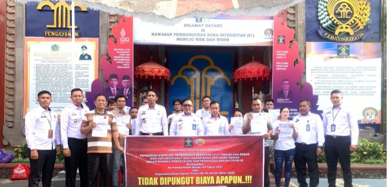 Program Asimilasi Rumah Diperpanjang, Lapas Singaraja Pulangkan 11 Narapidana.