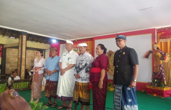 Peringati Bulan Bahasa, SMA PGRI 2 Denpasar Gelar Berbagai Lomba Aksara dan Sastra Bali.