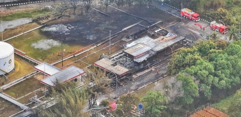 Polri Bantu Tangani Kebakaran Depo Pertamina Plumpang: Identifikasi Korban hingga Usut Penyebabnya.